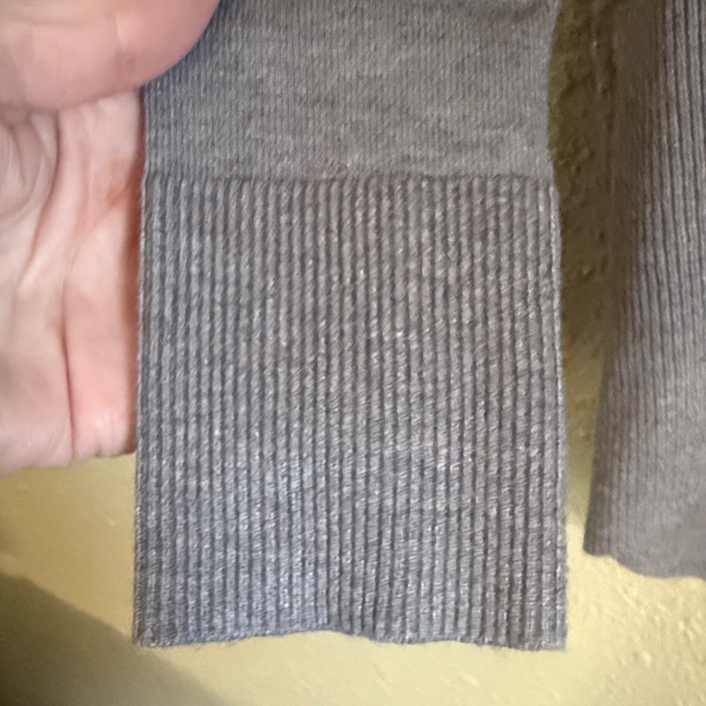 Cyrus Heather Gray Cowl Neck Sweater NWOT - Picture 4 of 7
